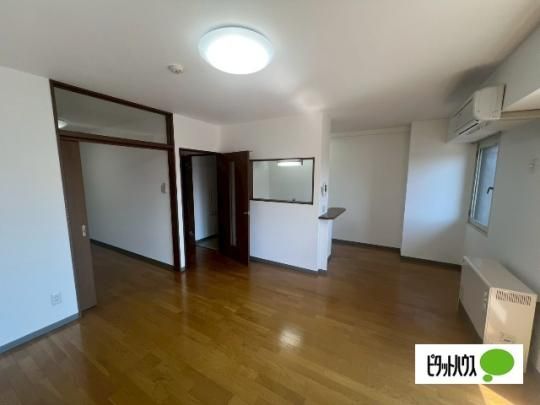 �y���̑��z�@���r���O