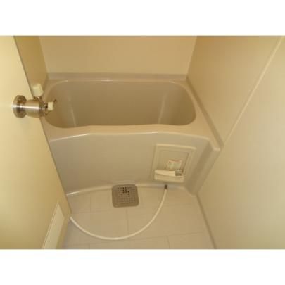 �y���̑��z�@�o�X�^�V�����[