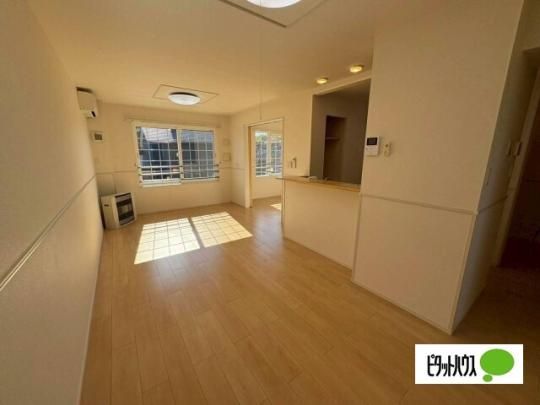 �y���̑��z�@���ԏ�