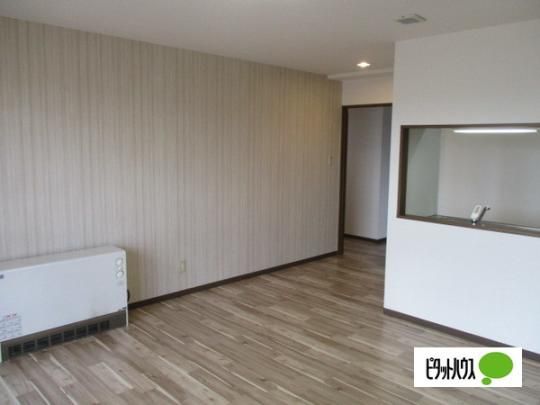�y���̑��z�@���r���O