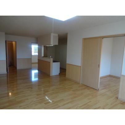 �y���̑��z�@���r���O