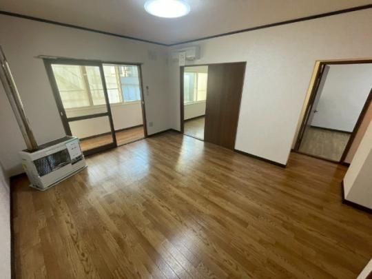 �y���̑��z�@���r���O