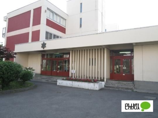 �y���Ӂz�@����s�����͏��w�Z�F1540m