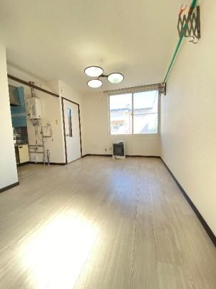 �y���̑��z�@���r���O