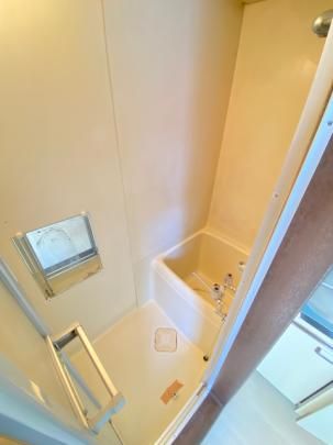 �y���̑��z�@�o�X�^�V�����[