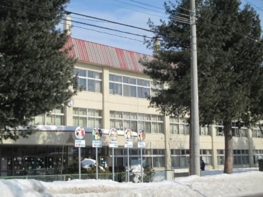 �y���Ӂz�@�эL�s�������w�Z�F1546m