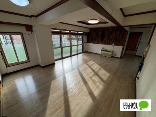 �y���̑��z�@���r���O