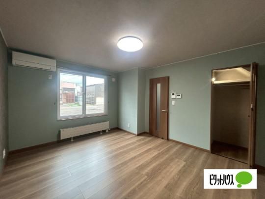 �y���̑��z�@���r���O