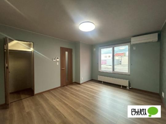 �y���̑��z�@���r���O