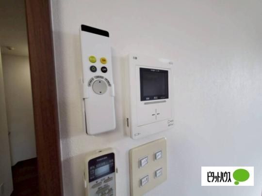 �y���̑��z�@�Z�L�����e�B