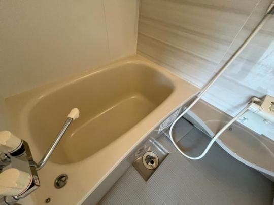 �y���̑��z�@�o�X�^�V�����[