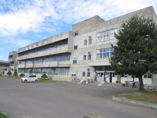 �y���Ӂz�@����s�����h���w�Z�F156m