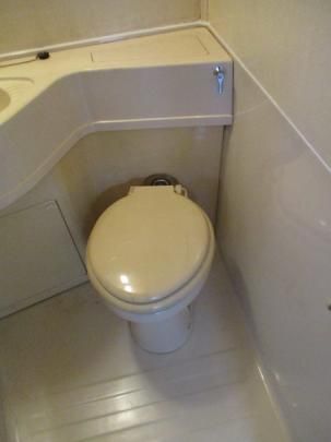 �y���̑��z�@�g�C��