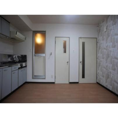 �y���̑��z�@���r���O