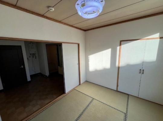 �y���̑��z�@���r���O