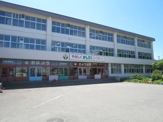 �y���Ӂz�@����s���������w�Z�F590m