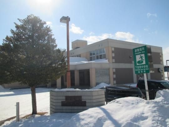 �y���Ӂz�@���X���������X���w�Z�F606m