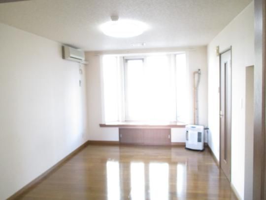 �y���̑��z�@���r���O