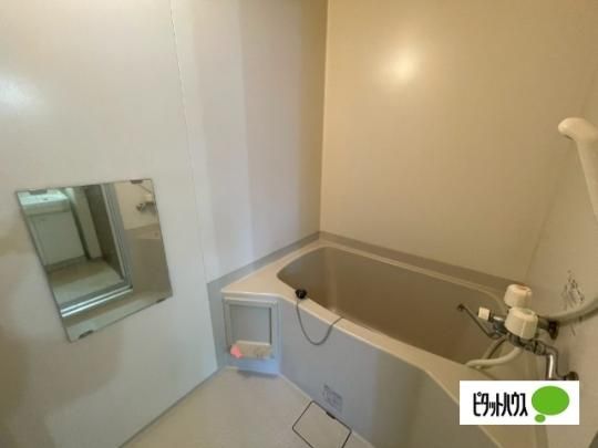 �y���̑��z�@�o�X�^�V�����[