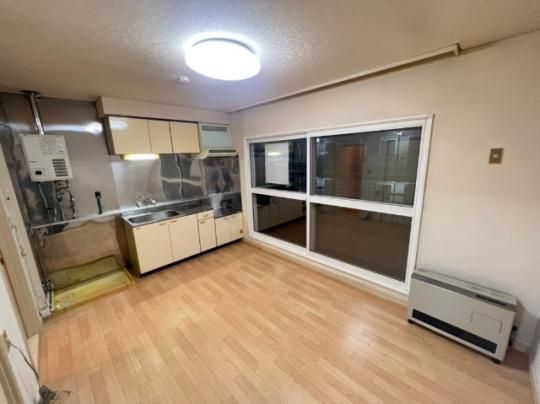 �y���̑��z�@���r���O