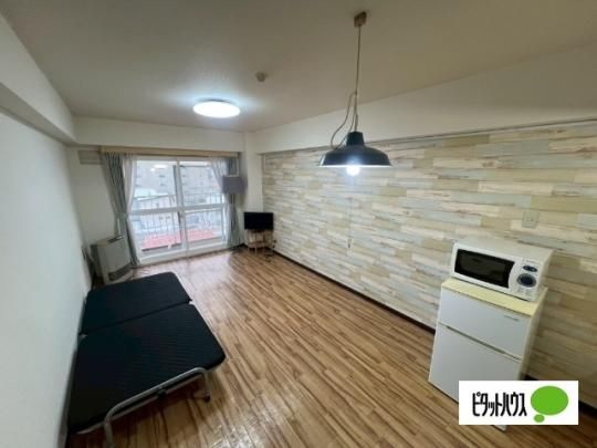 �y���̑��z�@���r���O