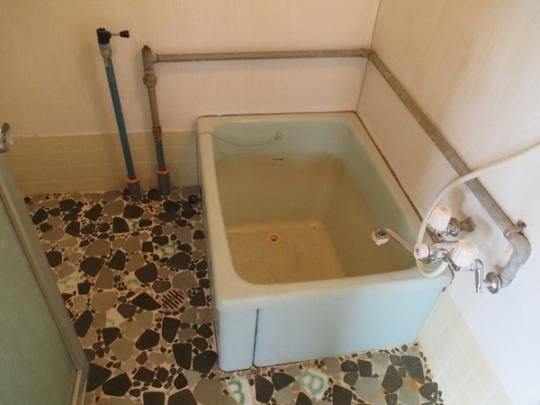 �y���̑��z�@�o�X�^�V�����[