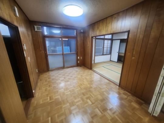 �y���̑��z�@���r���O