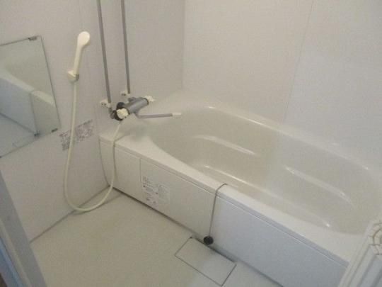 �y���̑��z�@�o�X�^�V�����[