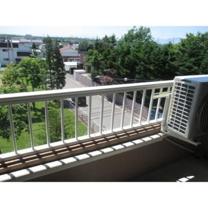 �y���̑��z�@�o���R�j�[