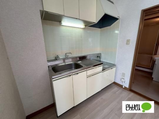 �y���̑��z�@�L�b�`��