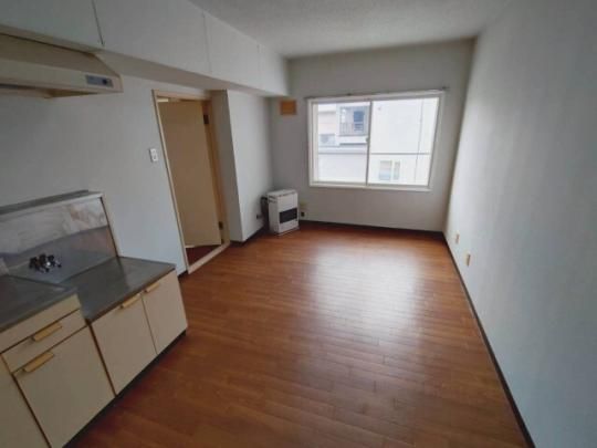 �y���̑��z�@���r���O