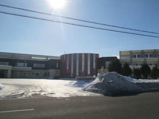 �y���Ӂz�@�эL�s���L�����w�Z�F1196m