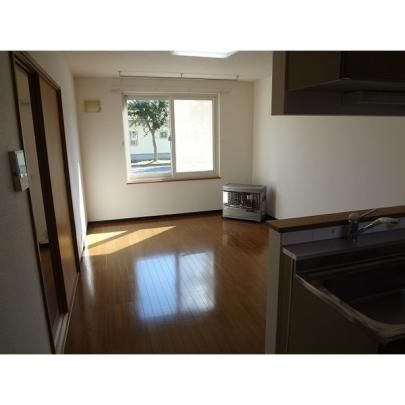 �y���̑��z�@���r���O