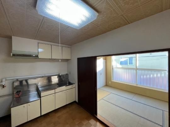 �y���̑��z�@���r���O