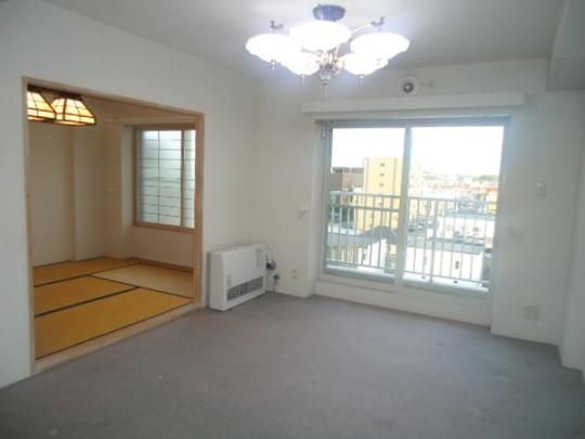 �y���̑��z�@���r���O