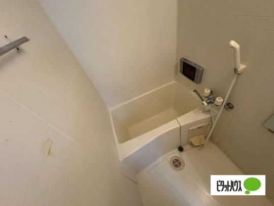 �y���̑��z�@�o�X�^�V�����[