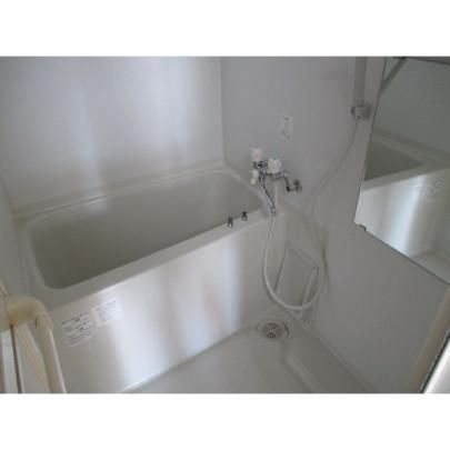 �y���̑��z�@�o�X�^�V�����[