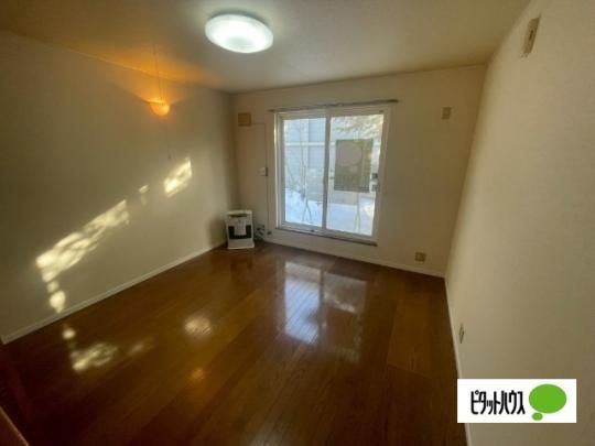 �y���̑��z�@���r���O