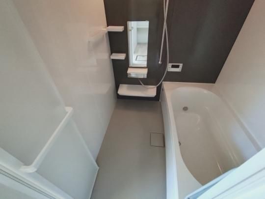 �y���̑��z�@�o�X�^�V�����[