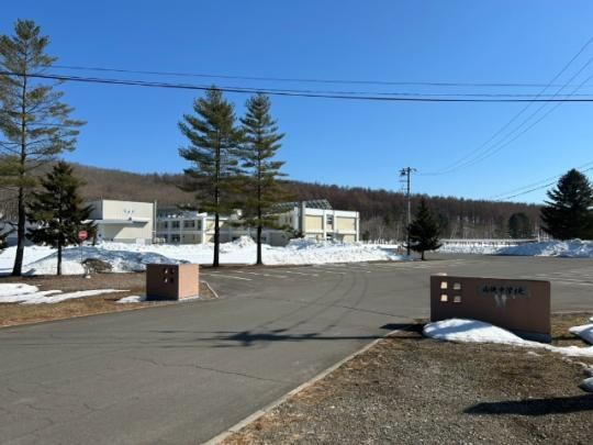 �y���Ӂz�@�Y�y�����Y�y���w�Z�F1305m