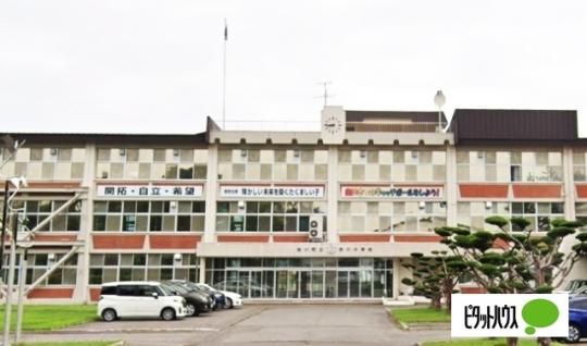 �y���Ӂz�@���쒬�����쒆�w�Z�F1051m