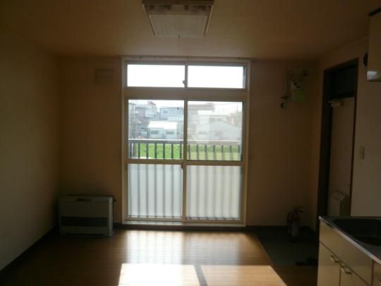 �y���̑��z�@���r���O