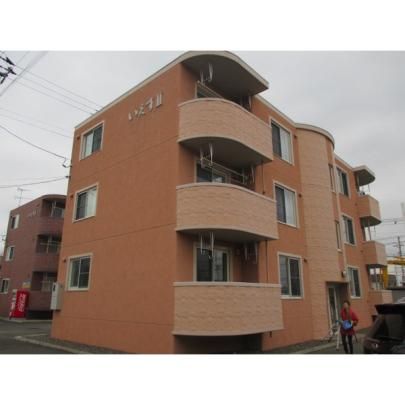 �������U