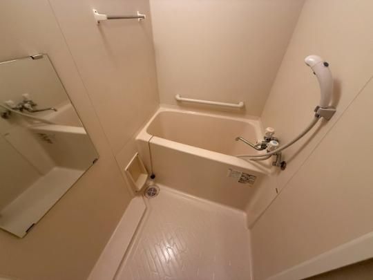 �y���̑��z�@�o�X�^�V�����[