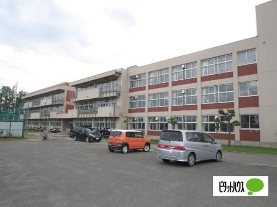 �y���Ӂz�@����s���������w�Z�F2270m