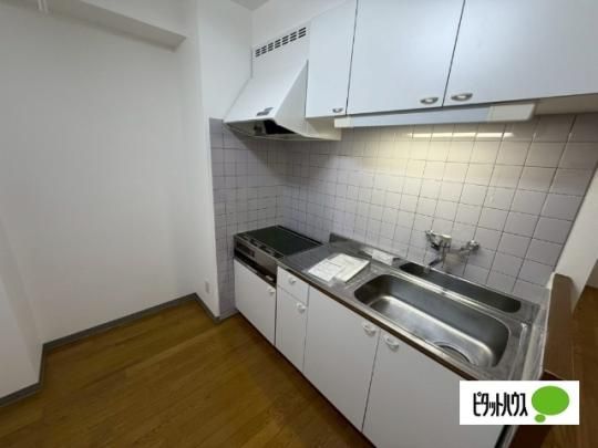 �y���̑��z�@�L�b�`��