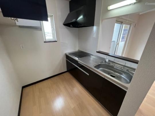 �y���̑��z�@�L�b�`��