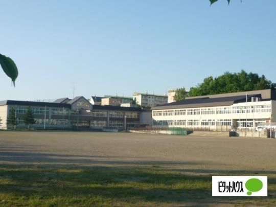 �y���Ӂz�@����s�����䗿�n���w�Z�F881m