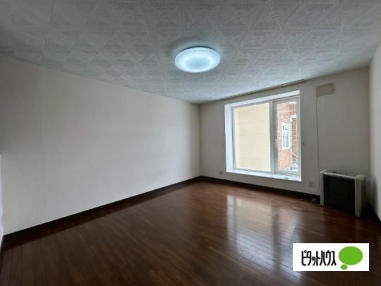 �y���̑��z�@���r���O