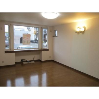 �y���̑��z�@���r���O